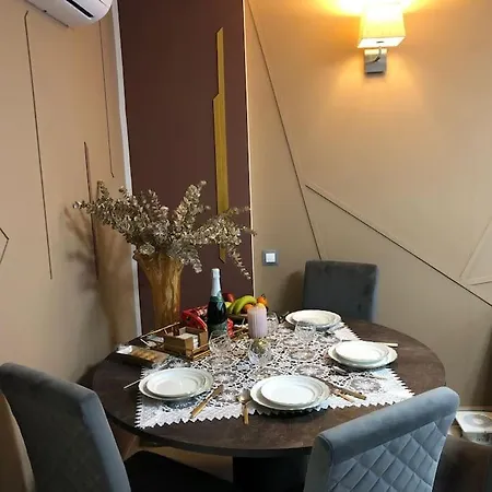 Unique Apartamento *